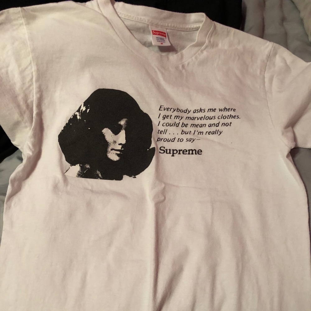 Supreme T-Shirt